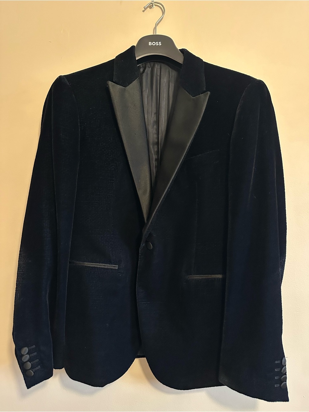 EXCLUSIVE Men’s Emporio Armani Velvet Blazer Jacket - size 54R - Made in Italy